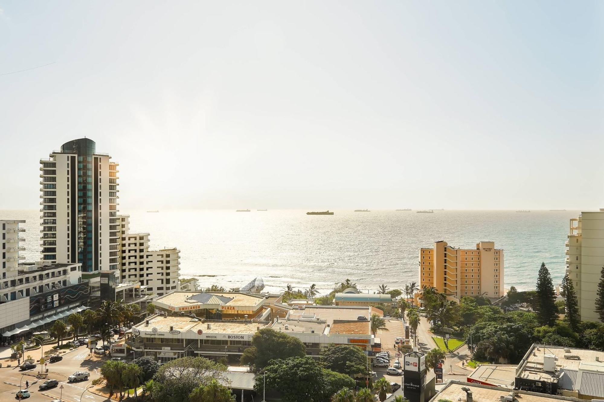 Protea Hotel By Marriott Durban Umhlanga Екстериор снимка