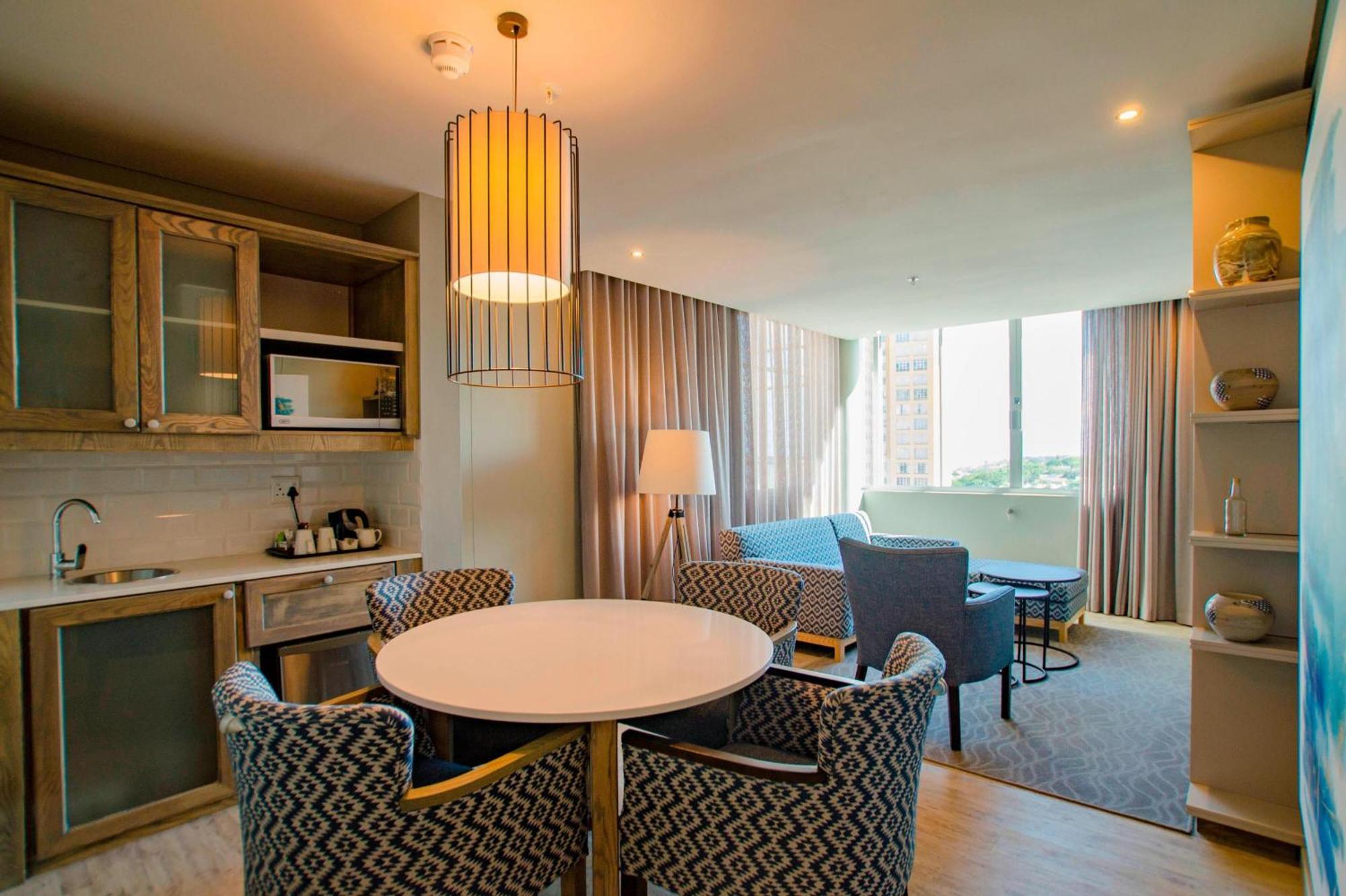 Protea Hotel By Marriott Durban Umhlanga Екстериор снимка